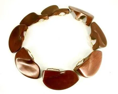 WAVE violin chinrests in a circle